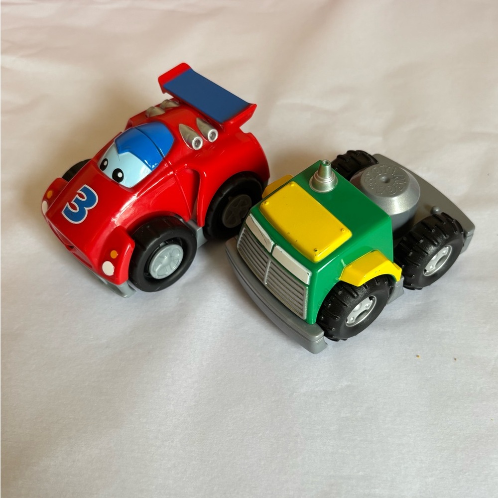 Mega Bloks Tiny 'n Tuff Buildables Racing Rony Race Car & truck hauler vehicle